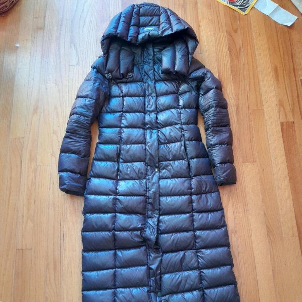 Soia & Kyo Full Length Down Coat, size Small